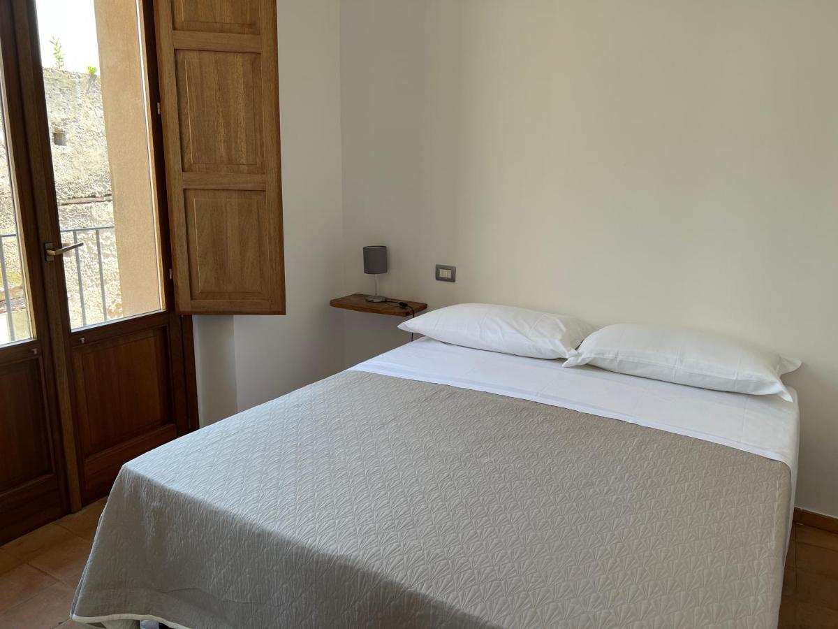 La Rupe Apartments โตรเปอา ภายนอก รูปภาพ